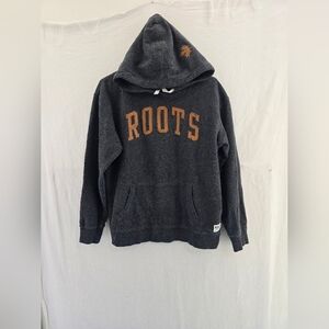 Roots Canada Gray Long Sleeve Cotton Hoodie. Mens Size Small